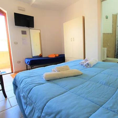 B&B Climatizzato Vicino Le Spiagge Bed & Breakfast